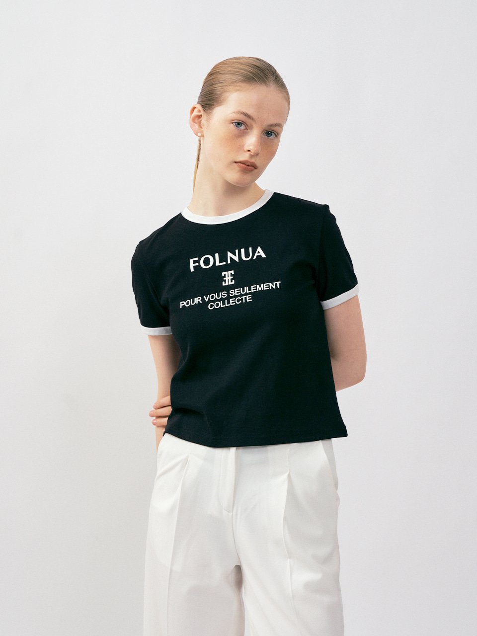 FOLNUA(フォルニュア) カラーレーションクラシックロゴTシャツ / ブラックホワイト